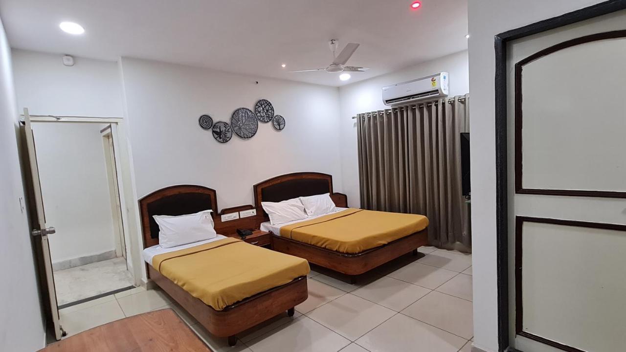 Hotel Tirth Ankleshwar Exterior photo